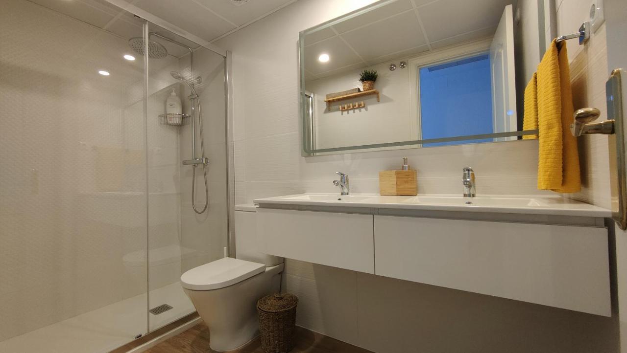 Luxury Apartment Bajondillo Beachfront Torremolinos Esterno foto